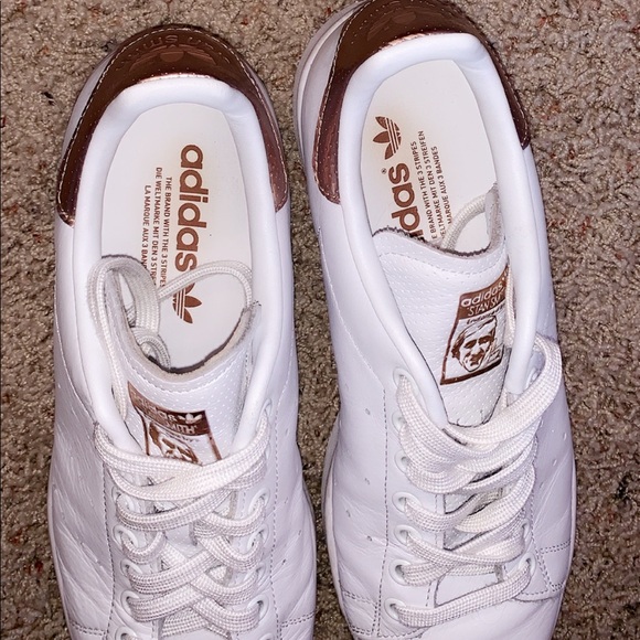 Rose gold adidas Stan Smith’s - Picture 3 of 4